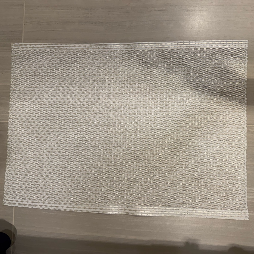 Pappelina Elegant White Woven Bath Mat